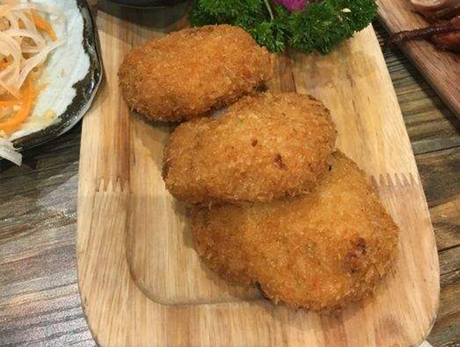 Hand-made shrimp cake