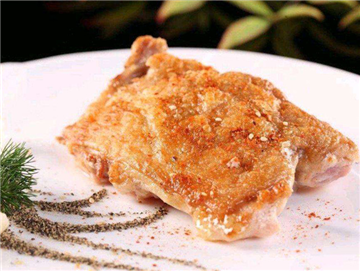 Crispy chicken with black pepper